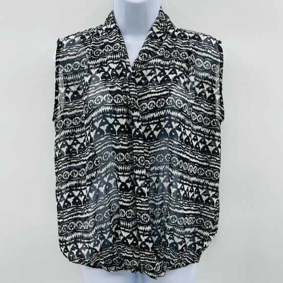 Collective Concepts Womens Size Medium Sleeveless Printed Surplice Blouse 279 - Picture 2 of 6